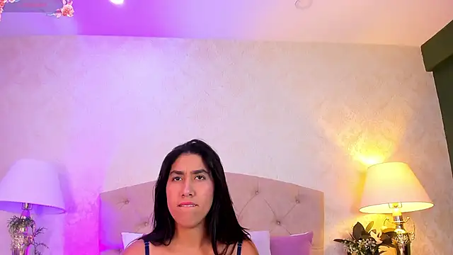 Snapshot of Mia_Montess chatting on May 30, 2026, 12:33 pm Mia Montess online show from May 30, 2026, 12:33 pm