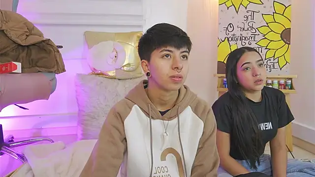 Snapshot of tommy_blue chatting on December 14, 2025, 1:28 pm tommy blue online show from December 14, 2025, 1:28 pm