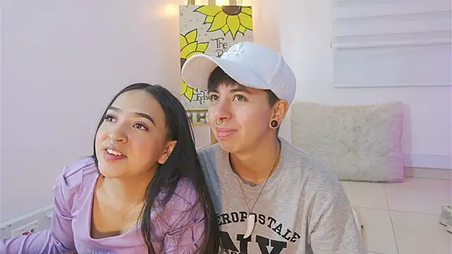 Snapshot of tommy_blue chatting on December 15, 2025, 6:36 pm tommy blue online show from December 15, 2025, 6:36 pm