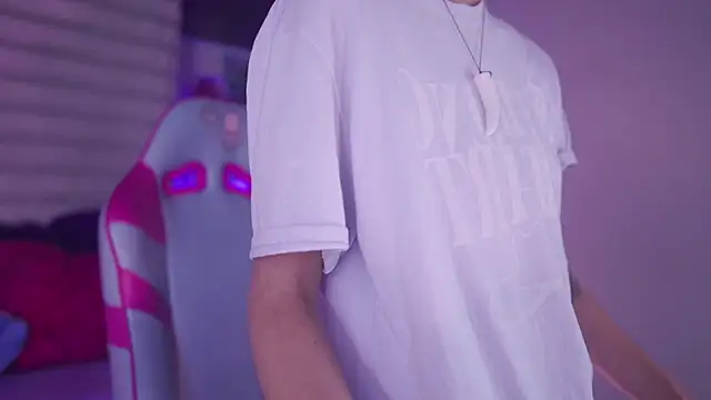 tommy blue online show from April 1, 2026, 1:19 am