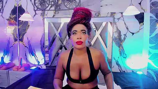 Snapshot of CandyMartinez_ chatting on June 4, 2026, 8:35 pm CandyMartinez online show from June 4, 2026, 8:35 pm