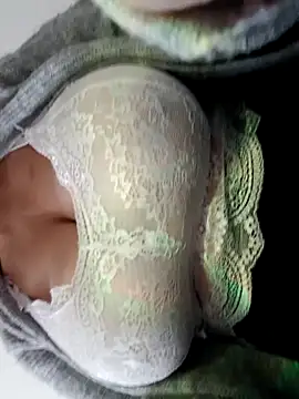 BellyDancer1 online show from November 14, 2025, 10:19 am