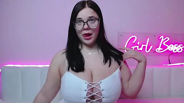 Eliss Shyyo online show from March 20, 2025, 4:18 am