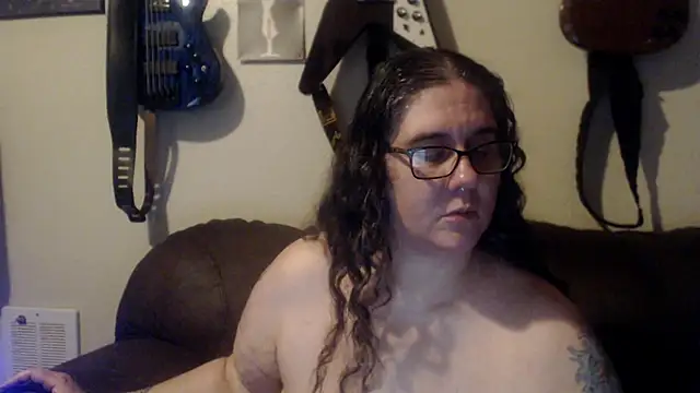 Snapshot of Dreaming_Of_Blue chatting on March 6, 2025, 12:21 am Dreaming Of Blue online show from March 6, 2025, 12:21 am