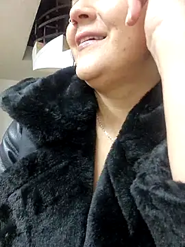 Snapshot of mandy-moore chatting on May 16, 2026, 3:38 am mandy-moore online show from May 16, 2026, 3:38 am