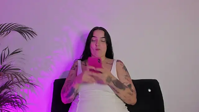 Snapshot of Celestte chatting on September 11, 2025, 12:32 am Celestte online show from September 11, 2025, 12:32 am