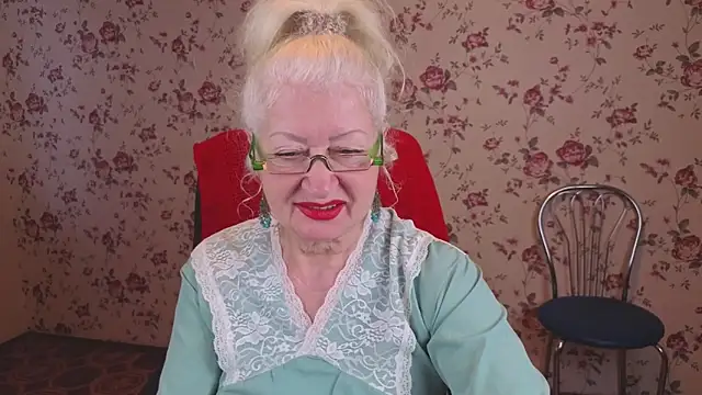 Maya Mayflower online show from November 1, 2025, 4:08 am