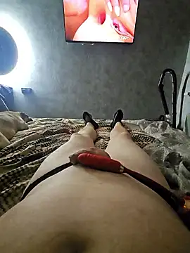 Snapshot of Maksik86 chatting on January 8, 2026, 3:40 pm Maksik86 online show from January 8, 2026, 3:40 pm