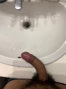 Snapshot of Runstat chatting on September 23, 2025, 8:27 pm Runstat online show from September 23, 2025, 8:27 pm