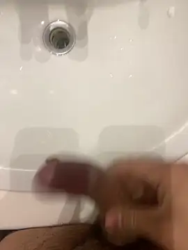 Snapshot of Runstat chatting on October 11, 2025, 4:30 pm Runstat online show from October 11, 2025, 4:30 pm