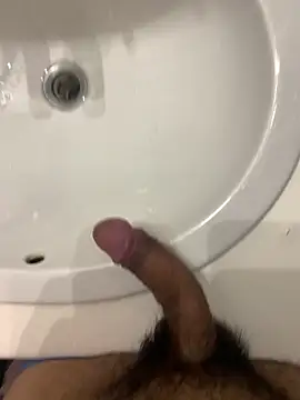 Snapshot of Runstat chatting on September 9, 2025, 1:42 pm Runstat online show from September 9, 2025, 1:42 pm