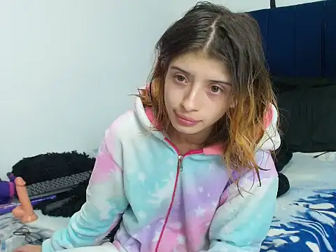 KratosAfroditacs online show from November 20, 2025, 5:19 am