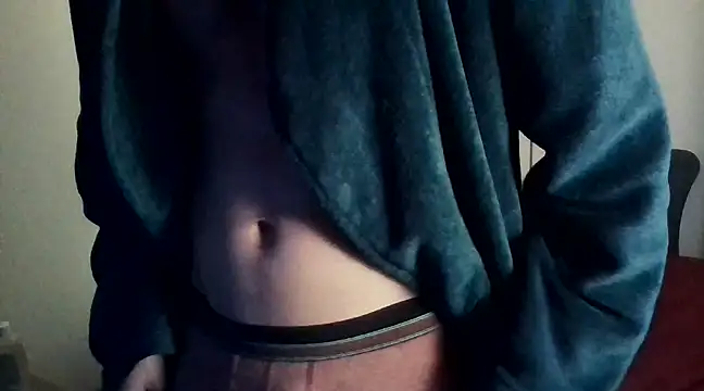 Snapshot of Enoch981 chatting on March 6, 2025, 7:21 pm Enoch981 online show from March 6, 2025, 7:21 pm