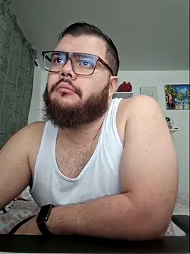 Snapshot of Edmund98 chatting on November 9, 2025, 2:26 am Edmund98 online show from November 9, 2025, 2:26 am