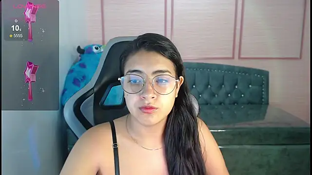 alexa romero t online show from October 2, 2025, 11:57 am