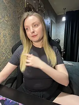 Lina ly online show from March 28, 2026, 9:16 pm