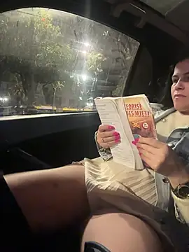 Snapshot of Veronica_vato chatting on March 10, 2025, 9:51 pm Veronica vato online show from March 10, 2025, 9:51 pm