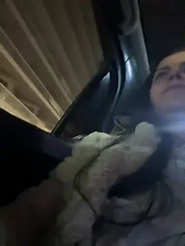 Snapshot of Veronica_vato chatting on March 9, 2025, 10:19 pm Veronica vato online show from March 9, 2025, 10:19 pm