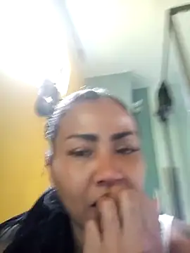 Ariana Rodriguez online show from October 30, 2025, 12:14 pm