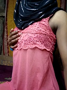 Snapshot of Cutesoma01 chatting on September 12, 2025, 5:13 pm Cutesoma01 online show from September 12, 2025, 5:13 pm