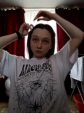 Snapshot of Bonechka chatting on March 7, 2025, 11:40 am Bonechka online show from March 7, 2025, 11:40 am