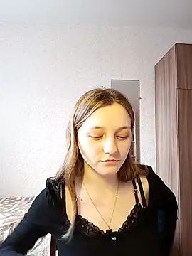 Snapshot of Bonechka chatting on March 21, 2025, 11:22 am Bonechka online show from March 21, 2025, 11:22 am