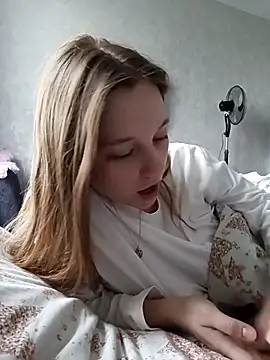 Snapshot of Bonechka chatting on October 10, 2025, 6:14 am Bonechka online show from October 10, 2025, 6:14 am