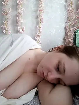 Snapshot of Bonechka chatting on November 25, 2025, 7:30 am Bonechka online show from November 25, 2025, 7:30 am