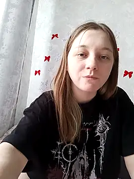 Snapshot of Bonechka chatting on December 17, 2025, 7:46 am Bonechka online show from December 17, 2025, 7:46 am