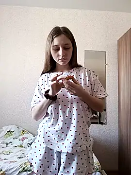 Snapshot of Bonechka chatting on March 21, 2025, 8:17 am Bonechka online show from March 21, 2025, 8:17 am