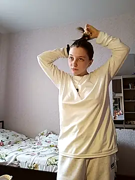 Snapshot of Bonechka chatting on March 18, 2025, 8:28 am Bonechka online show from March 18, 2025, 8:28 am