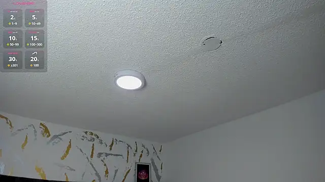 Cristal Velle online show from February 9, 2026, 1:20 pm