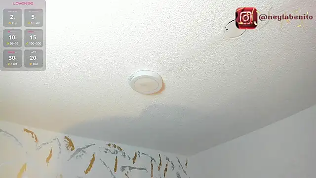 Snapshot of Cristal_Velle chatting on July 9, 2026, 1:10 pm Cristal Velle online show from July 9, 2026, 1:10 pm