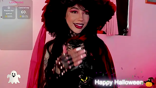 Snapshot of Dani_Valen chatting on October 31, 2025, 9:43 pm Dani Valen online show from October 31, 2025, 9:43 pm