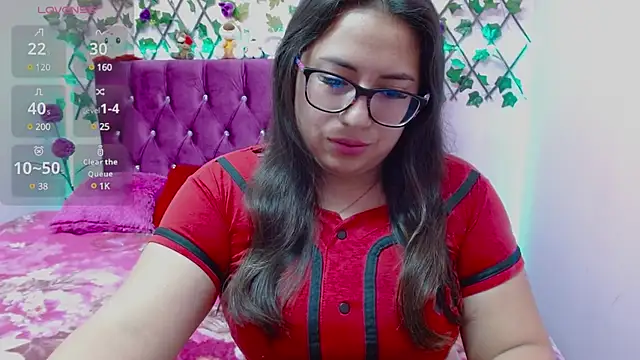 Anny  cute online show from March 17, 2025, 9:35 pm