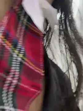 isabella winkler online show from February 11, 2026, 2:17 pm