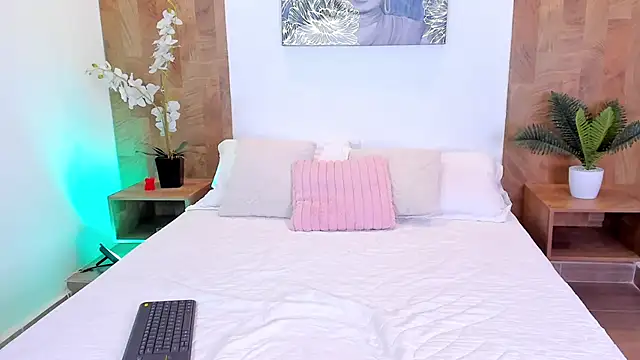 Snapshot of isabella_winkler chatting on December 14, 2025, 4:01 pm isabella winkler online show from December 14, 2025, 4:01 pm