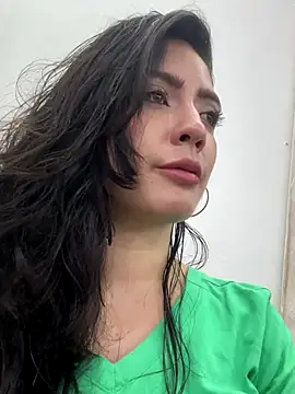 Snapshot of isabella_winkler chatting on September 30, 2025, 2:45 pm isabella winkler online show from September 30, 2025, 2:45 pm