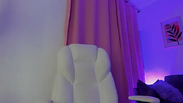 Snapshot of gaaby_foxx chatting on November 27, 2025, 1:44 pm gaaby foxx online show from November 27, 2025, 1:44 pm