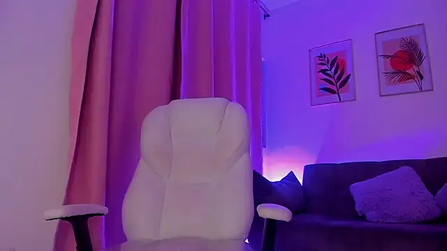 Snapshot of gaaby_foxx chatting on November 28, 2025, 2:06 pm gaaby foxx online show from November 28, 2025, 2:06 pm