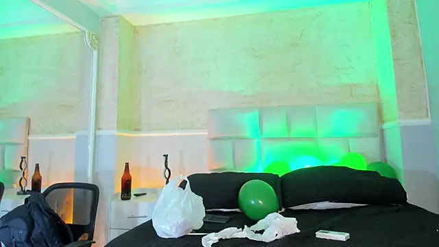 SarahLynn7 online show from March 18, 2025, 3:34 am