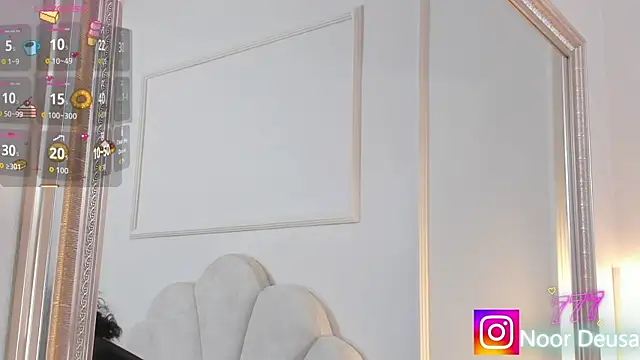 Candaceoweens online show from April 18, 2026, 3:42 am