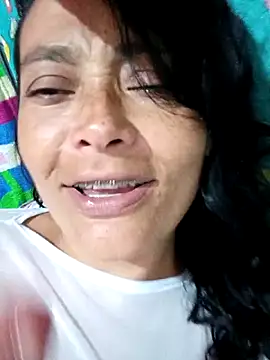 Snapshot of sarayulith chatting on April 29, 2026, 3:05 pm sarayulith online show from April 29, 2026, 3:05 pm