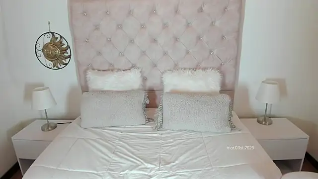 Snapshot of Lyliboom chatting on March 4, 2025, 8:38 pm Lyliboom online show from March 4, 2025, 8:38 pm