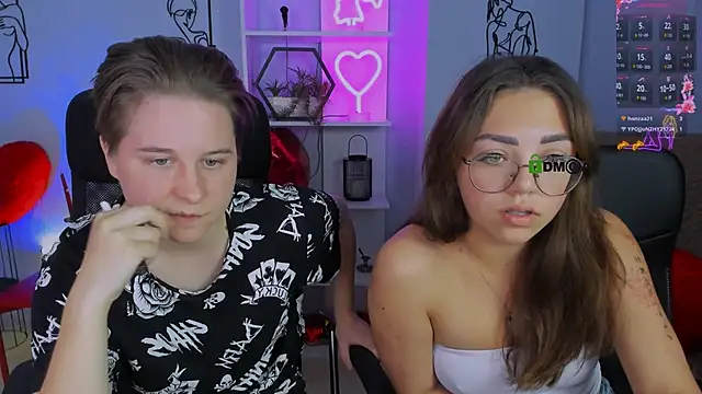 kiki swan online show from September 20, 2025, 7:57 am