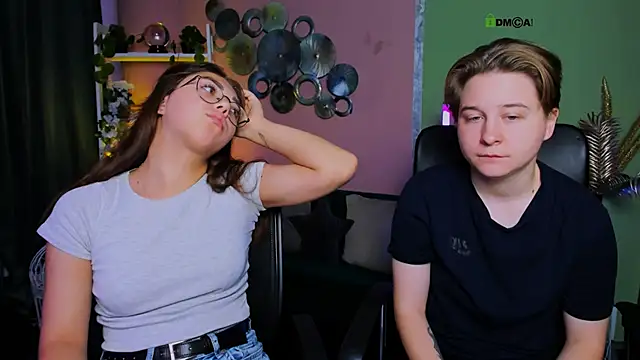 kiki swan online show from October 17, 2025, 5:55 am