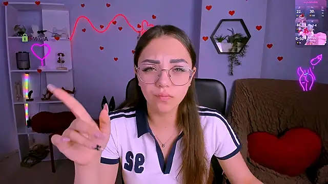 Snapshot of kiki_swan chatting on May 28, 2026, 5:48 am kiki swan online show from May 28, 2026, 5:48 am