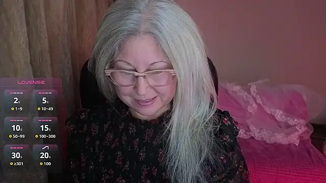 Snapshot of Wane_Witch chatting on November 14, 2025, 2:21 pm Wane Witch online show from November 14, 2025, 2:21 pm