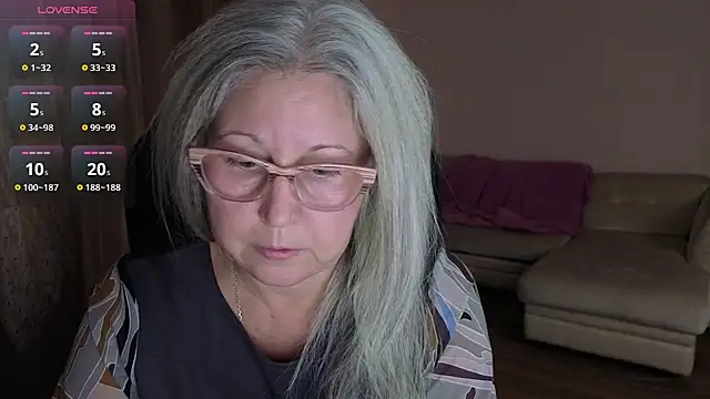 Snapshot of Wane_Witch chatting on November 7, 2025, 1:37 pm Wane Witch online show from November 7, 2025, 1:37 pm