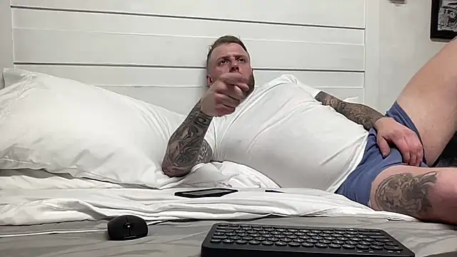 Thegreatwhitepipe online show from September 23, 2025, 12:12 pm